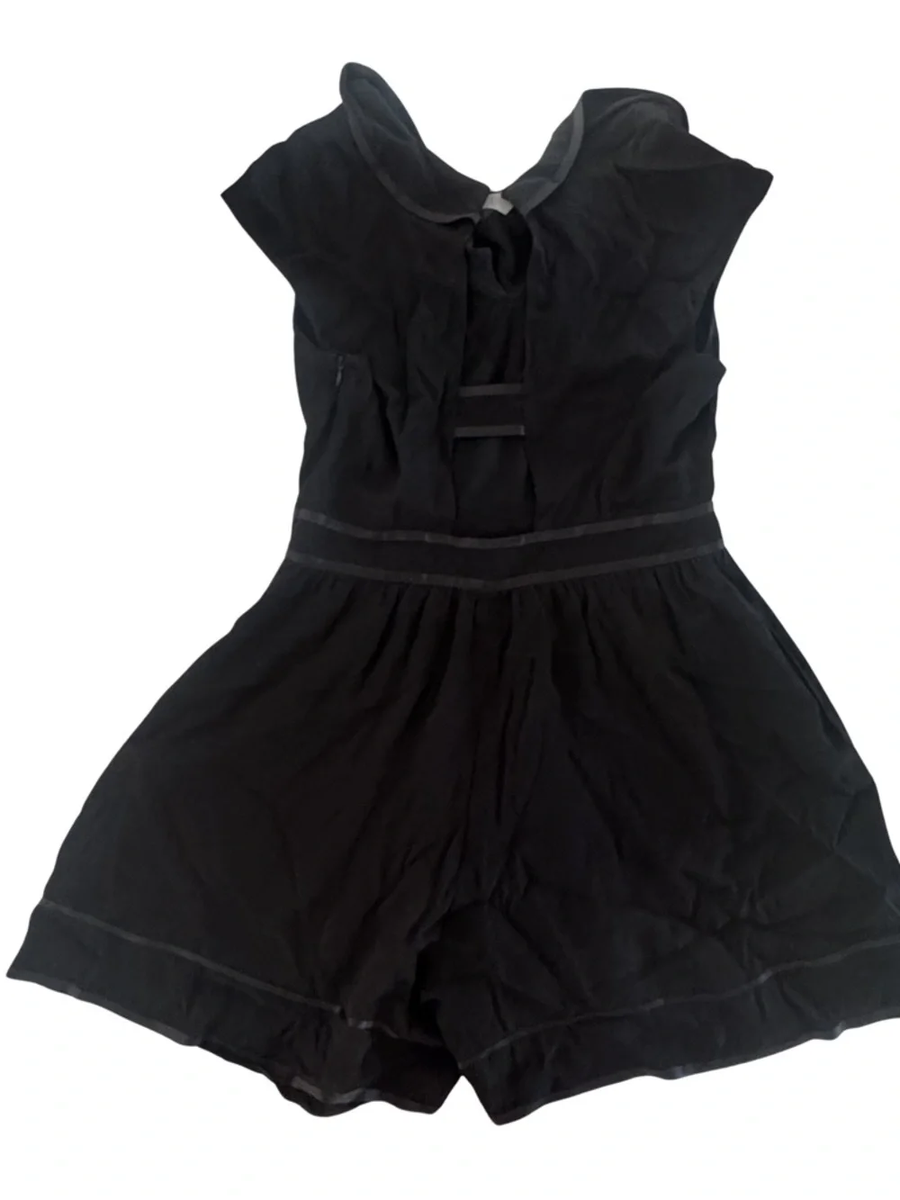 Anthropologie Elevenses Lexa Black Ruffle Romper Coquette Party Mini Size 8 NWT - Picture 3 of 8